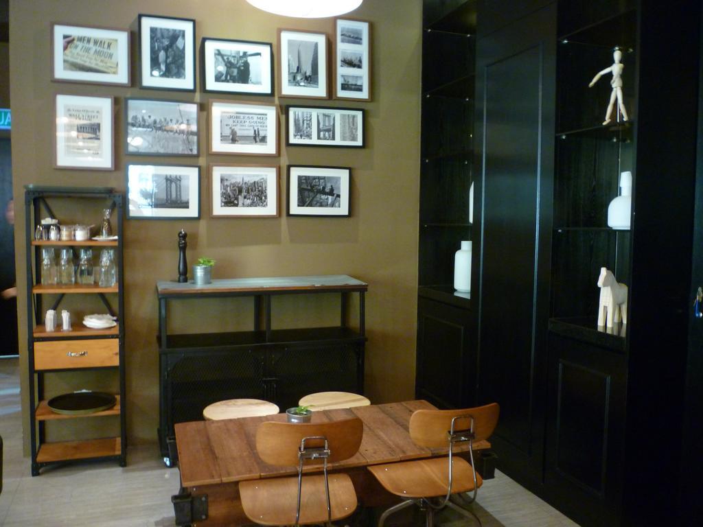 Manhattan Business Hotel Damansara Perdana Petaling Jaya Exterior foto